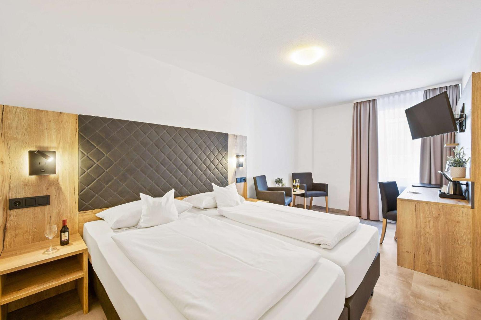 Best Western Hotel Favorit Ludwigsburg Exteriör bild