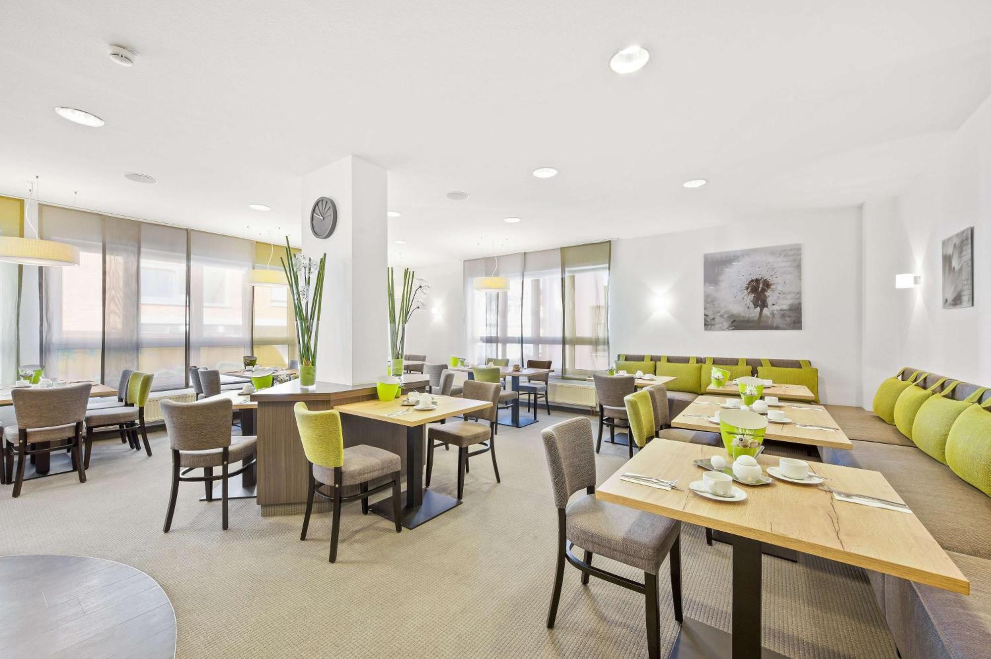 Best Western Hotel Favorit Ludwigsburg Exteriör bild