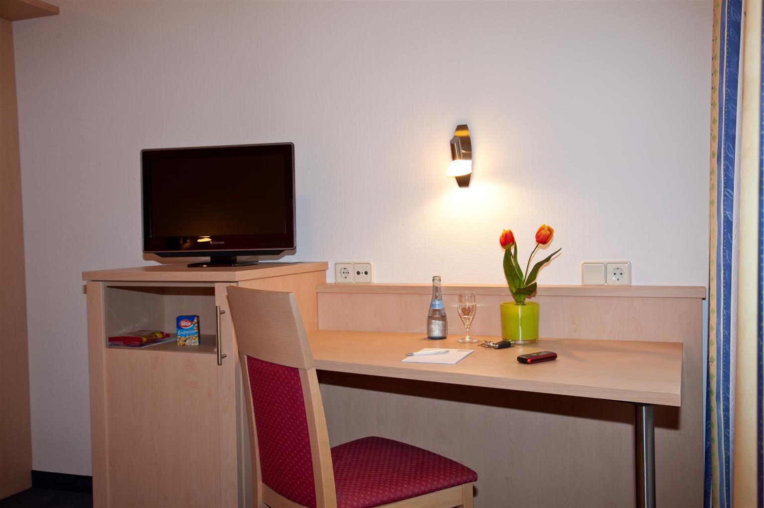 Best Western Hotel Favorit Ludwigsburg Exteriör bild