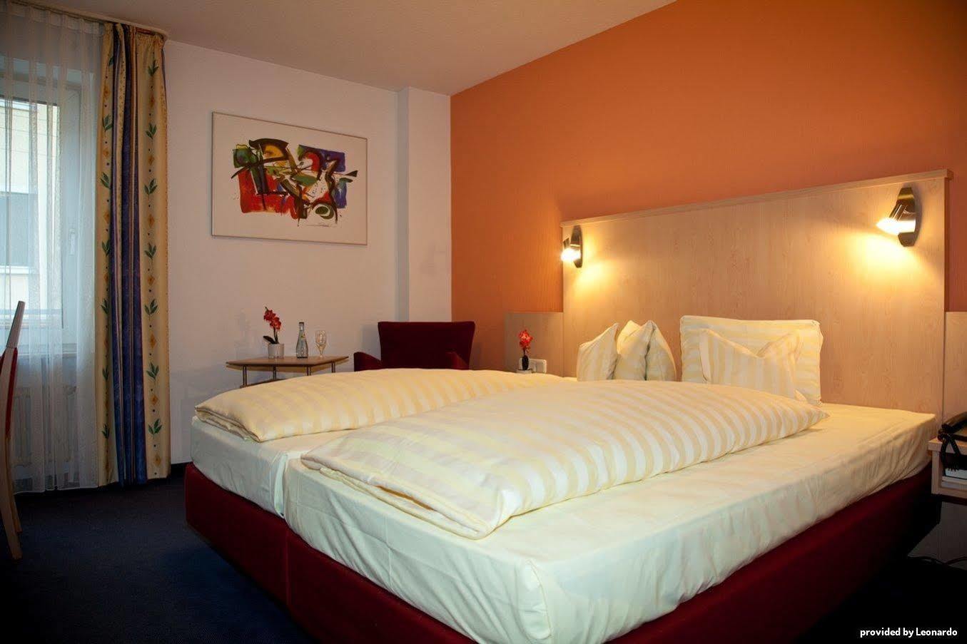 Best Western Hotel Favorit Ludwigsburg Exteriör bild
